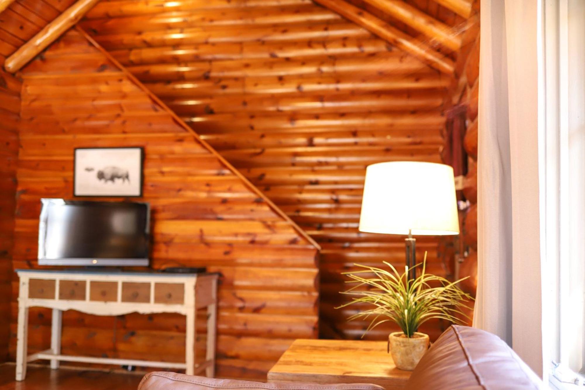 Historic Log Cabin #14 At Horse Creek Resort Rapid City Bagian luar foto